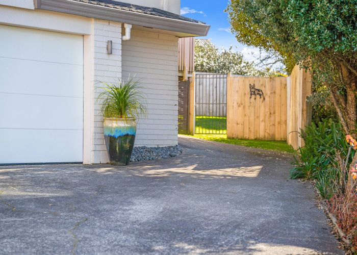  at 74C Elliot Street, Howick, Manukau City, Auckland