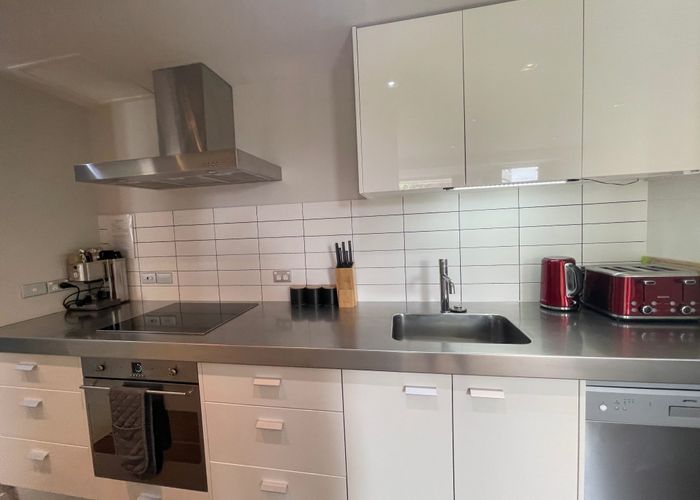  at 82/1H Cable Street, Te Aro, Wellington, Wellington