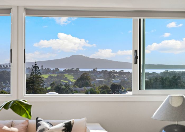  at 1/154 St Johns Road, Meadowbank, Auckland City, Auckland