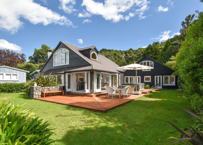 For sale 113 Spencer Road, Lake Tarawera, Rotorua, Bay Of Plenty