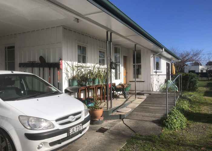  at 11 BELL ST, OTANE