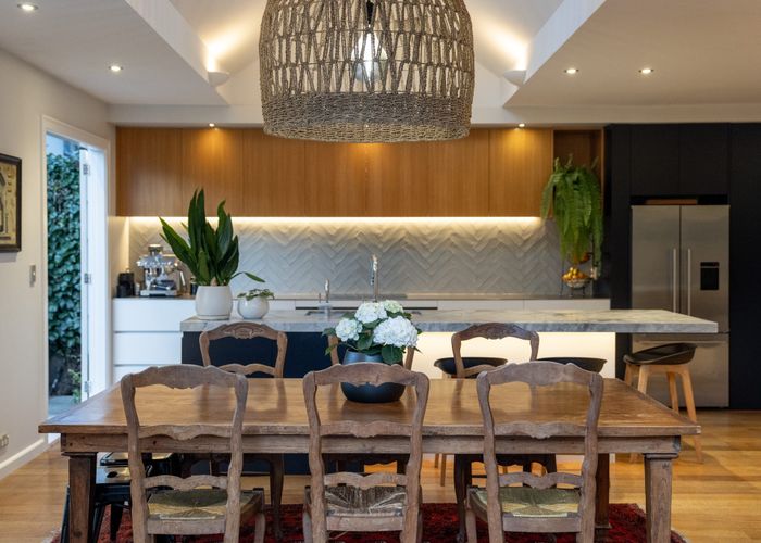  at 21 Rastrick Street, Merivale, Christchurch City, Canterbury