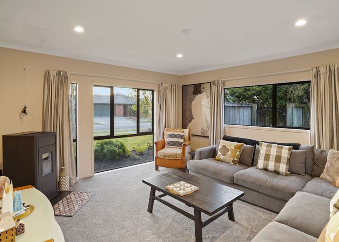  at 28 Puhara Avenue, Parklands, Christchurch