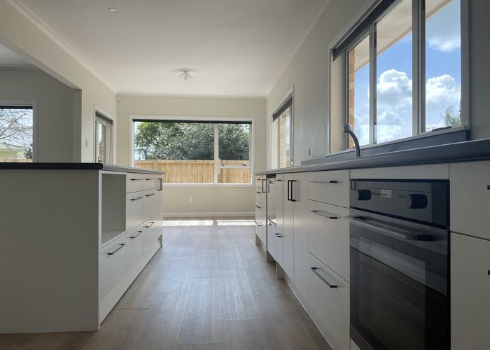  at 24 Knighton Road, Hillcrest, Hamilton, Waikato