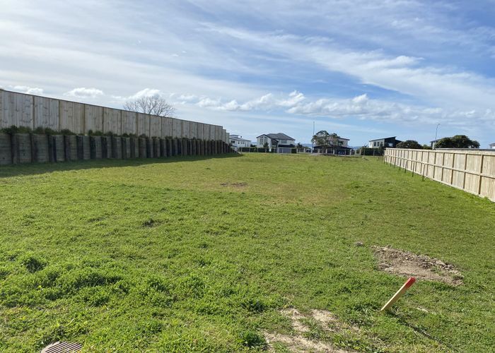  at 1 Kakahi Road, Beachlands, Manukau City, Auckland
