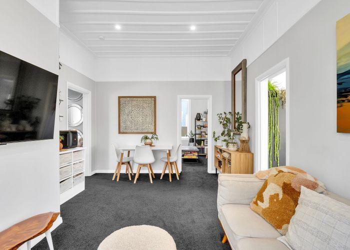  at 14 Lowther Street, Whanganui Central, Whanganui, Manawatu / Whanganui