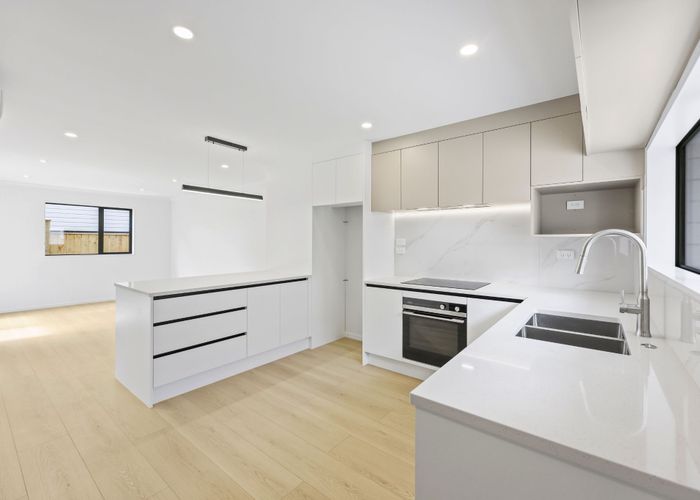  at 73 Royal Road, Massey, Waitakere City, Auckland