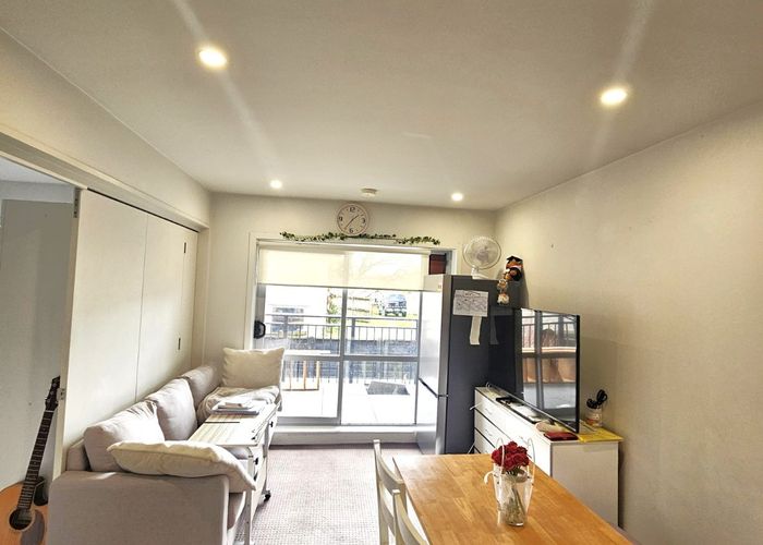  at A9/71 Spencer Road, Pinehill, North Shore City, Auckland