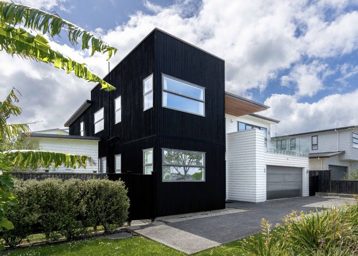  at 9 Caldera Drive, Long Bay, North Shore City, Auckland