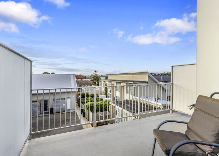 at 16/20 Stanmore Road, Phillipstown, Christchurch City, Canterbury
