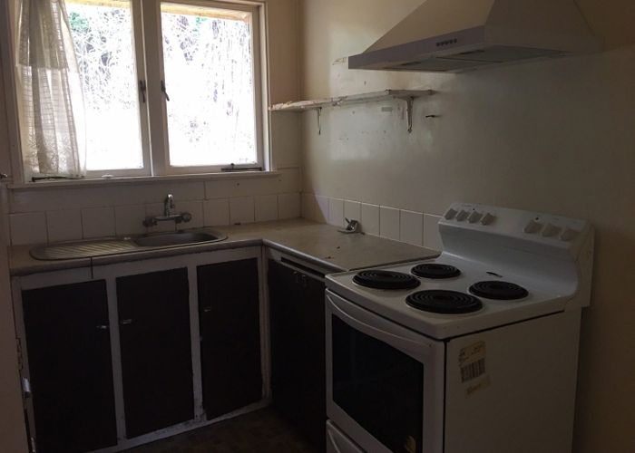  at 2/15 Dawson Street, Hamilton East, Hamilton, Waikato