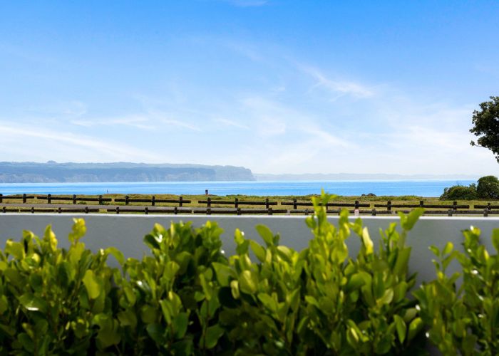  at 3 The Esplanade, Westshore, Napier