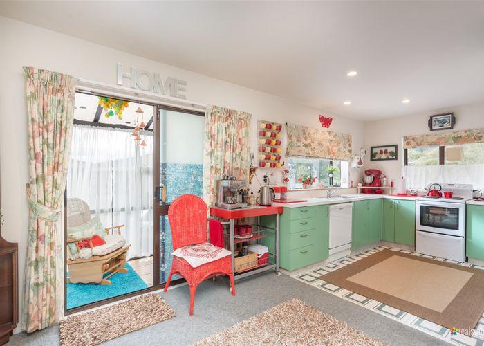  at 4/12 Raukawa Street, Stokes Valley, Lower Hutt