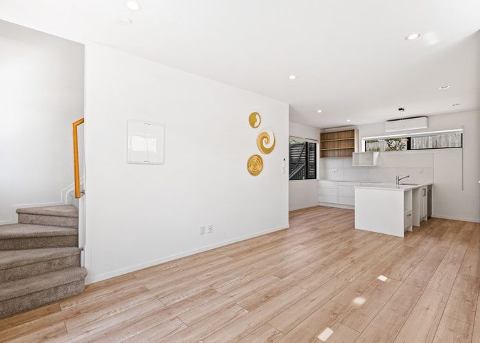  at 4A Trengove Place, West Harbour, Waitakere City, Auckland