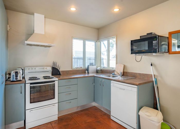  at 8A Somerset Crescent, Spreydon, Christchurch City, Canterbury