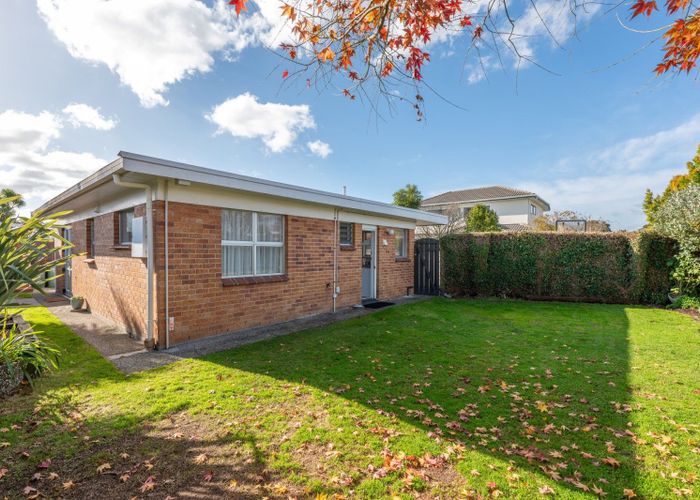  at 15 Carnot Street, Glenholme, Rotorua