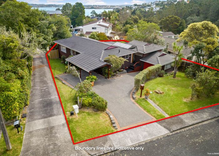  at 18 Odin Place, Beach Haven, Auckland