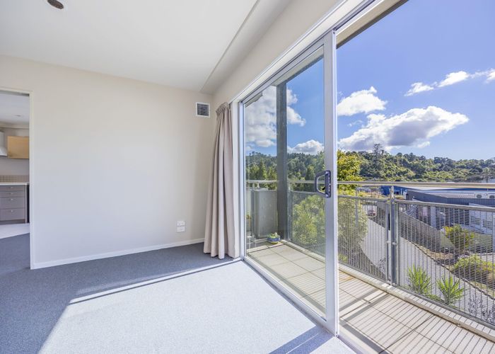  at D7/210 Dairy Flat Highway, Albany, North Shore City, Auckland