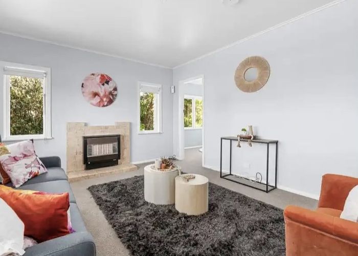  at 71 Montgomery Crescent, Bader, Hamilton