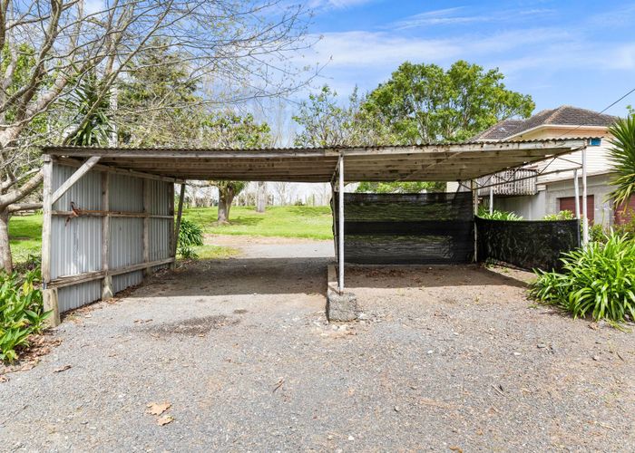  at 18 Brian Wood Lane, Karaka, Papakura