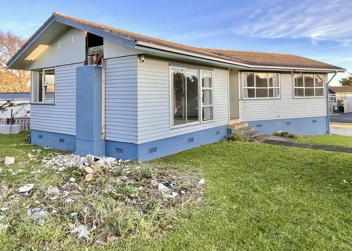  at Manurewa, Manukau City, Auckland