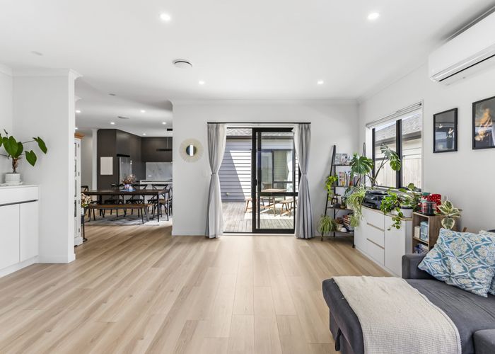  at 28 Drumconnell Drive, Flat Bush, Auckland