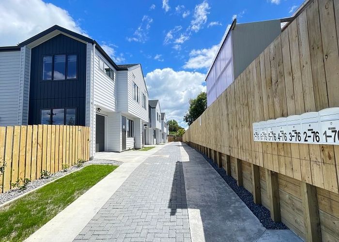  at 76 McLeod Road, Te Atatu South, Waitakere City, Auckland