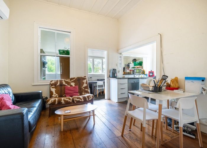  at 24 Kingsland Avenue, Kingsland, Auckland City, Auckland