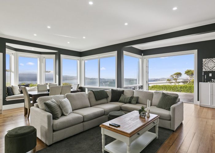 at 6 Sunhaven Drive, Newlands, Wellington, Wellington