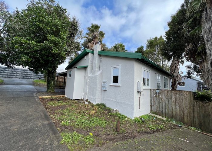  at 405A East Coast Road, Mairangi Bay, North Shore City, Auckland