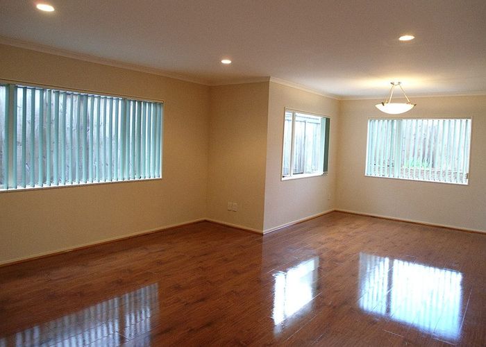  at 24 Lissleton Drive, Dannemora, Manukau City, Auckland