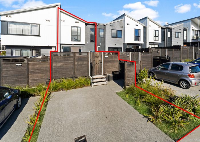  at 12 Malcolm Calder Road, Hobsonville, Waitakere City, Auckland