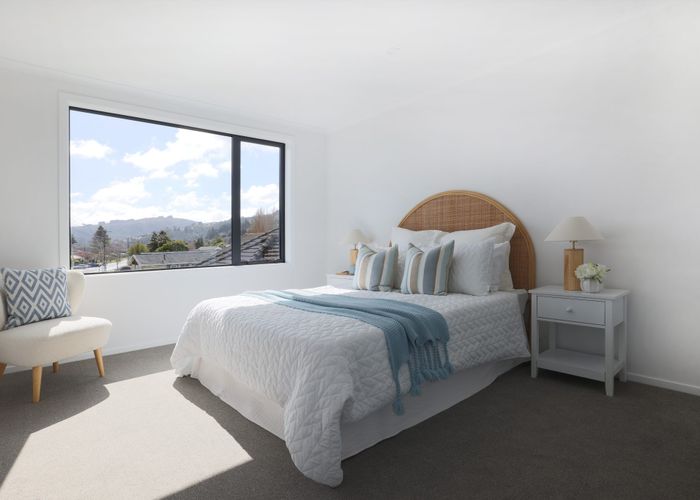  at 215 Stokes Valley Road, Stokes Valley, Lower Hutt, Wellington