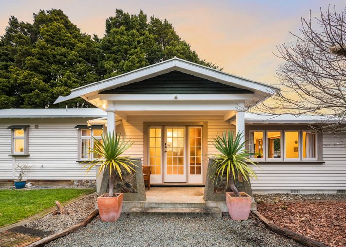  at 361 Main Road North, Brown Owl, Upper Hutt