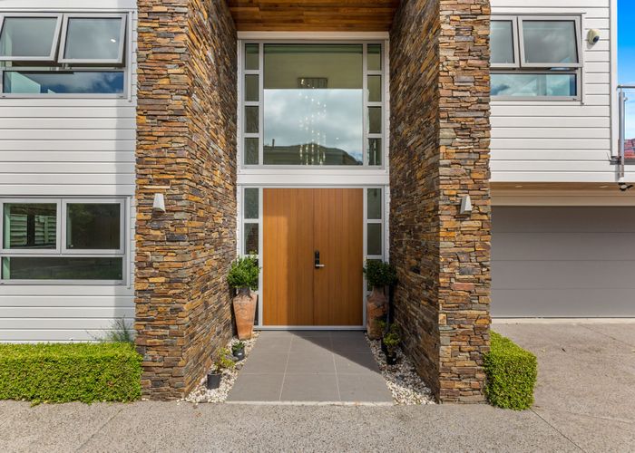  at 21 MacLeans Road, Bucklands Beach, Auckland