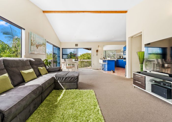  at 33 Gledstane Road, Stanmore Bay, Rodney, Auckland