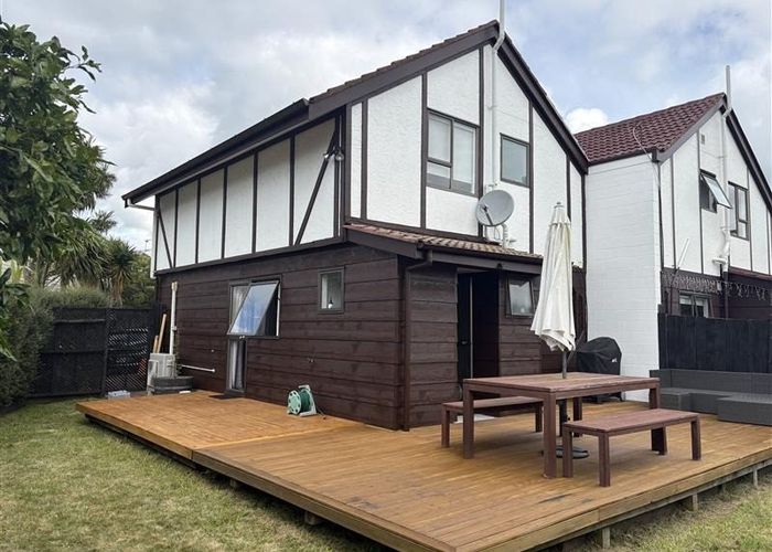  at 7F Barrack Road, Mount Wellington, Auckland City, Auckland