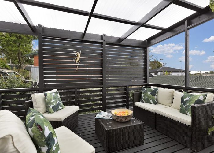  at 1/235 Glengarry Road, Glen Eden, Auckland