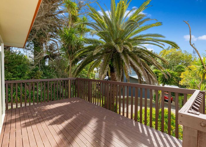  at 58H Sunnyside Road, Sunnyvale, Auckland