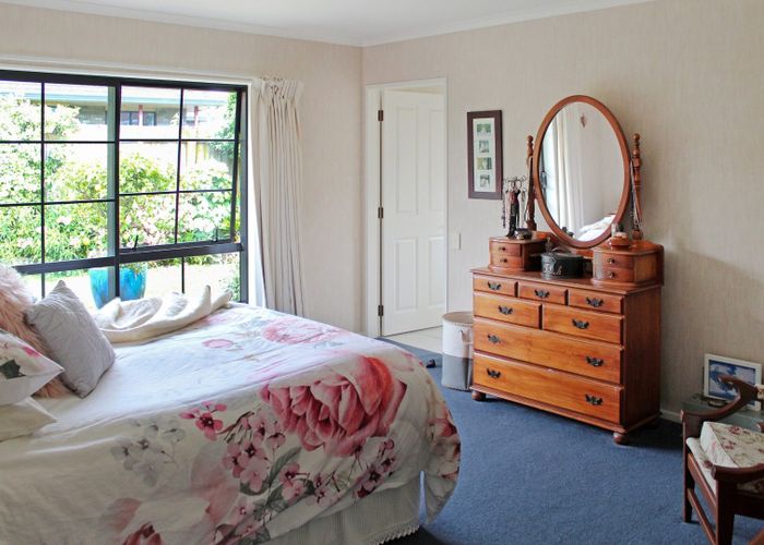  at 16 Woodgate Court, Fitzherbert, Palmerston North, Manawatu / Whanganui
