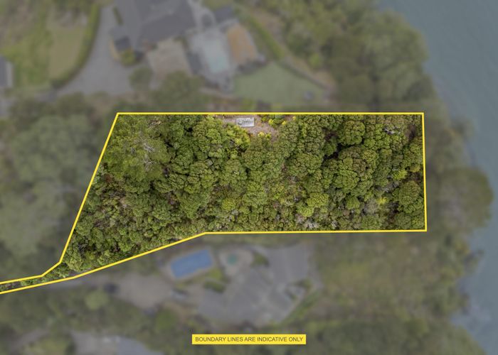  at 6 Herrings Cove Place, Titirangi, Waitakere City, Auckland