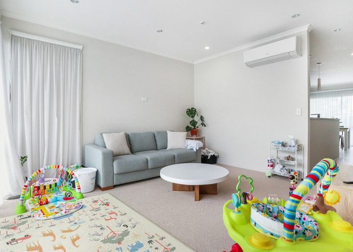  at 8 Costa Viva Crescent, Karaka, Papakura