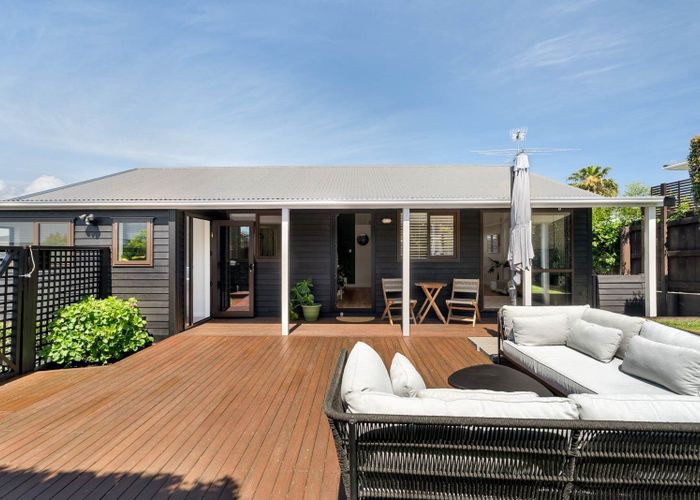  at 20A Castledine Crescent, Glen Innes, Auckland