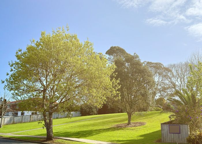  at 1 Mirrabooka Avenue, Botany Downs, Manukau City, Auckland
