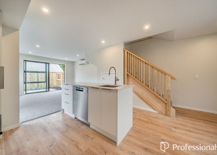  at 31 Wainuiomata Road, Wainuiomata, Lower Hutt, Wellington