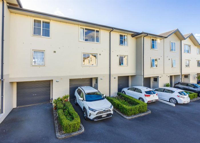  at 41 Kirikiri Lane, Dannemora, Manukau City, Auckland