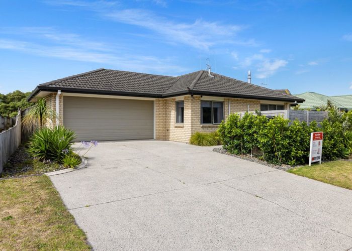  at 25 Corinth Grove, Papamoa Beach, Papamoa