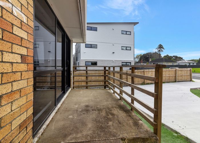  at 17 McAnnalley Street, Manurewa East, Auckland