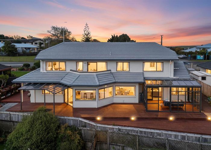  at 216 Whitford Road, Shamrock Park, Manukau City, Auckland