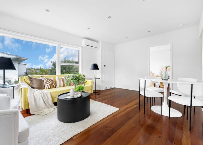  at 2/180 Archers Road, Glenfield, North Shore City, Auckland